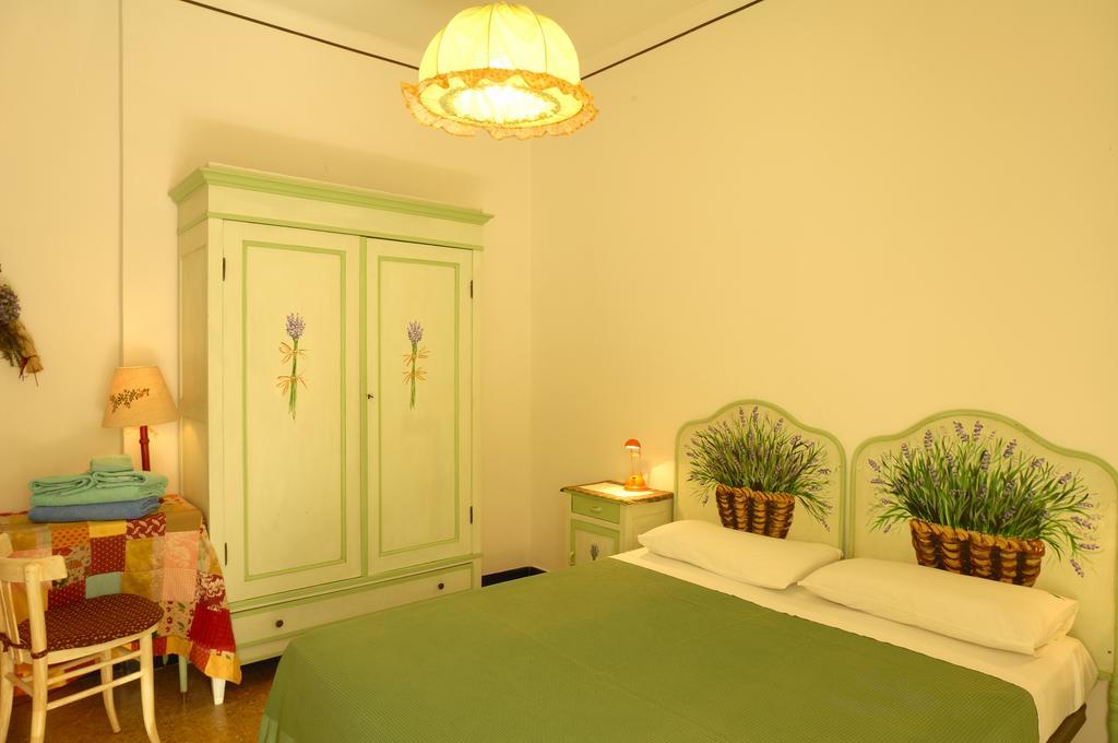 Villa Pina Laigueglia Bilik gambar